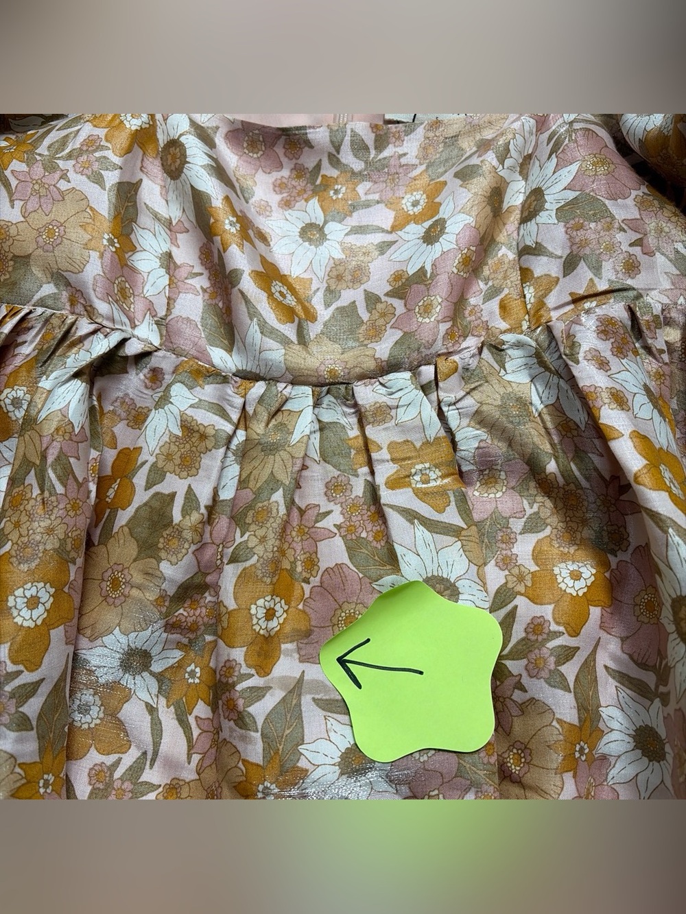 STORIA NWT metallic retro floral pattern, puff sleeved babydoll dress. Feminine - Picture 7 of 8